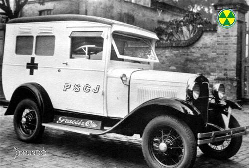 Ambulância da Prefeitura - década 1940 - FS6 17